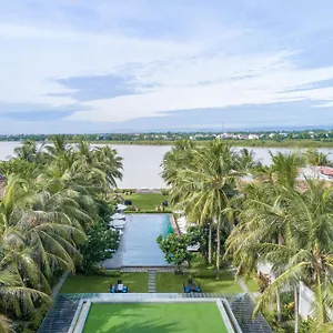 Emerald Riverside Курортный комплекс